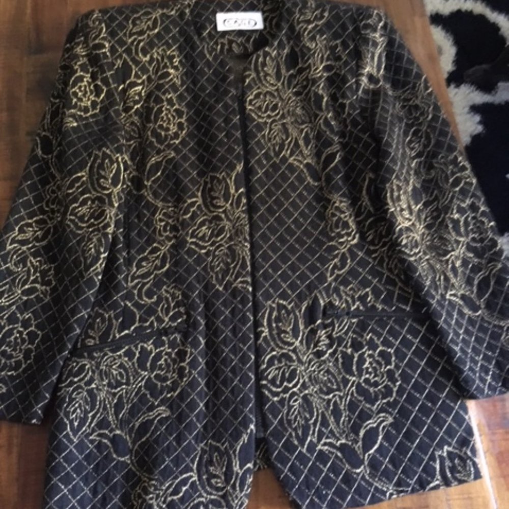 dress jacket / blazer, sequins black and gold.